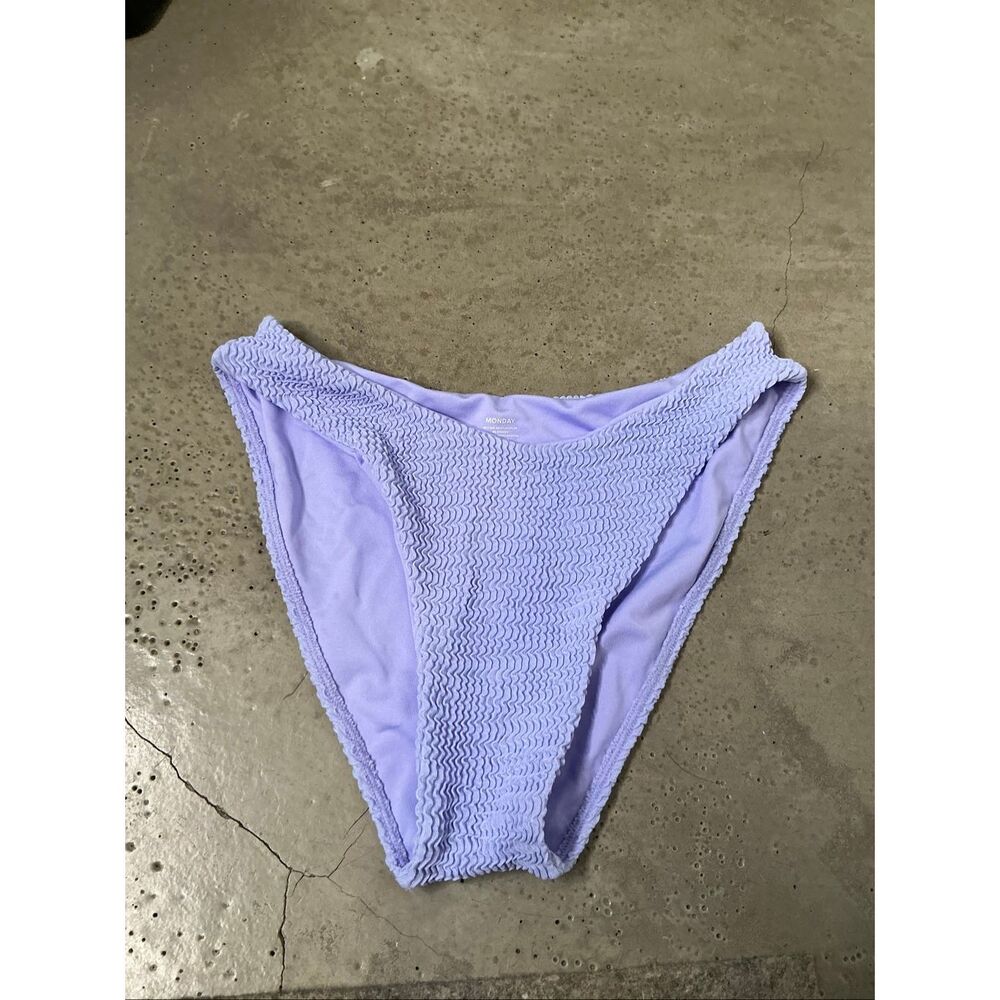 Monday Swimwear Bikini Bottom | Lavender in Small